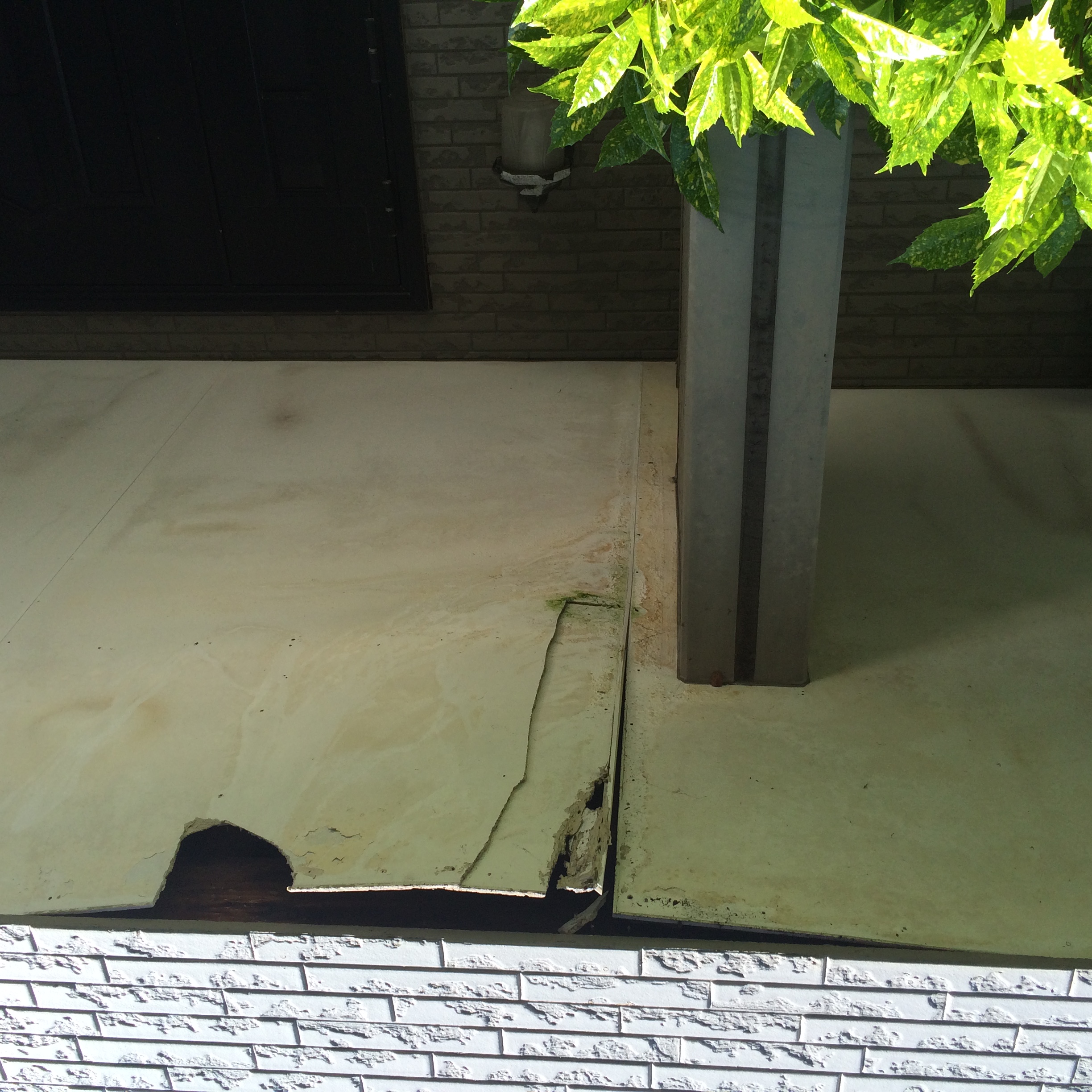 雨漏り修理のことなら屋根修理本舗