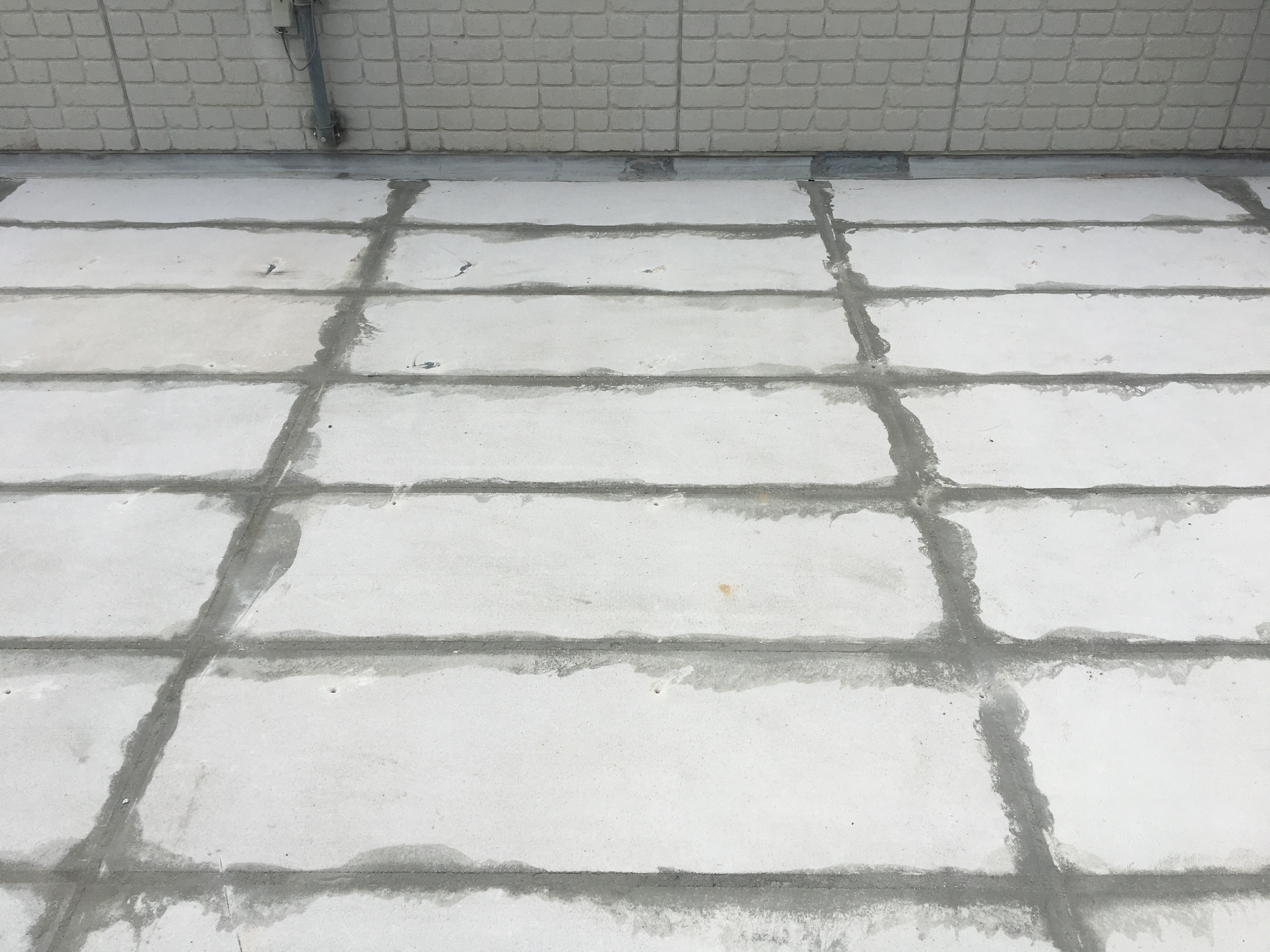 東神奈川、通気、緩衝、屋上、トップコート、ウレタン、ベランダ