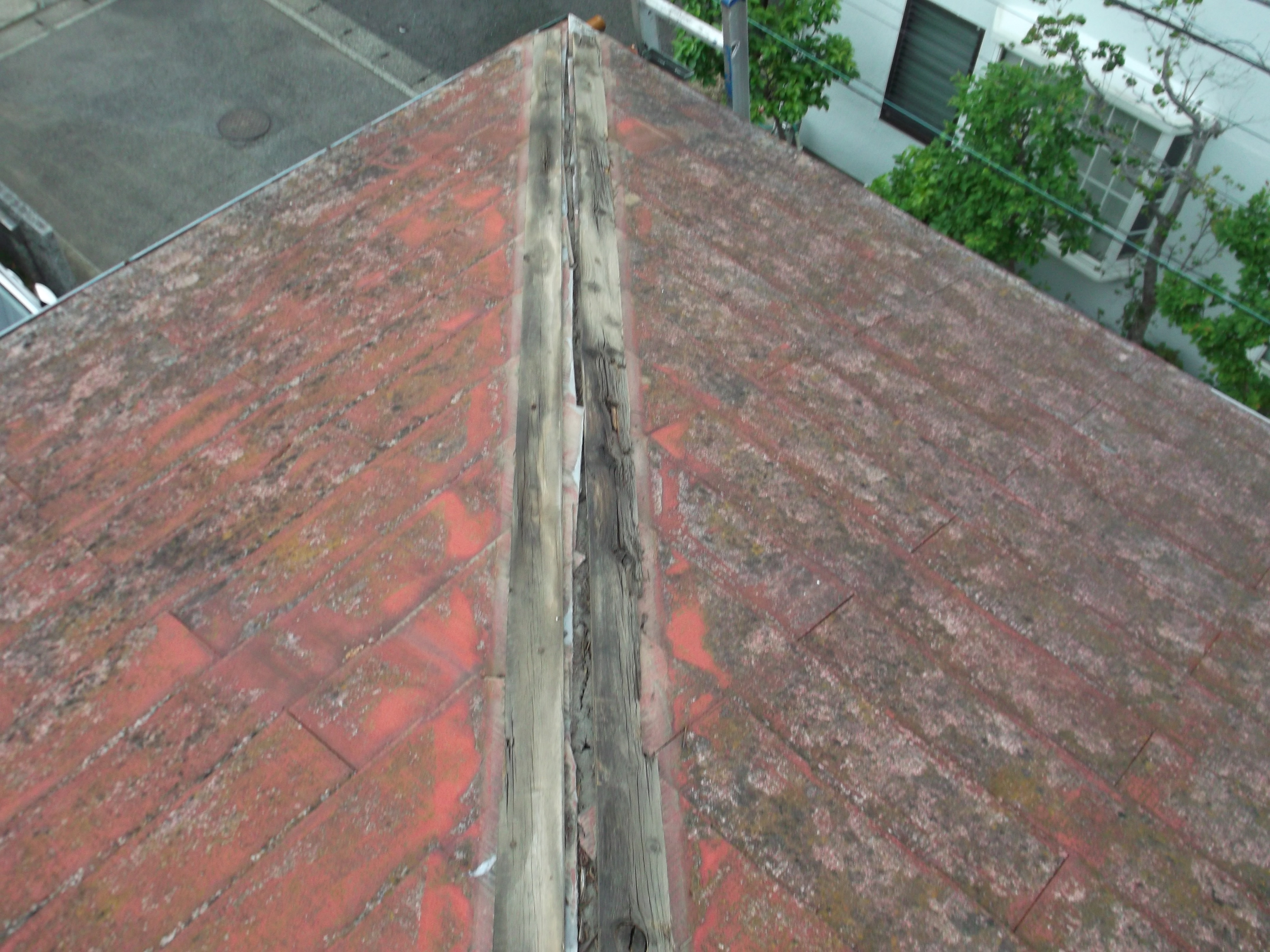 雨漏り修理のことなら屋根修理本舗